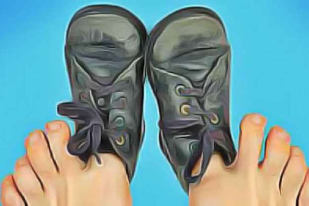 گشاد کردن کفش تنگ - کفش شهپر